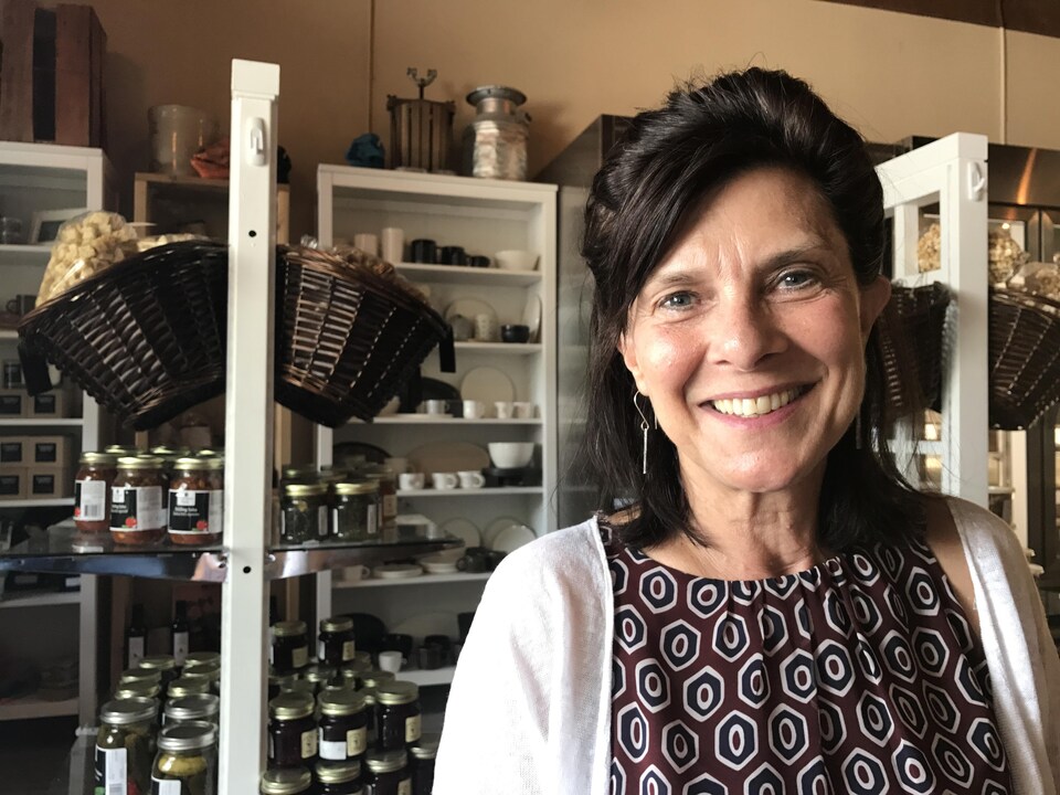 Annette Desmarais, titulaire de la chaire de recherche sur les droits de la personne, la justice sociale et la souveraineté alimentaire à l'Université du Manitoba.