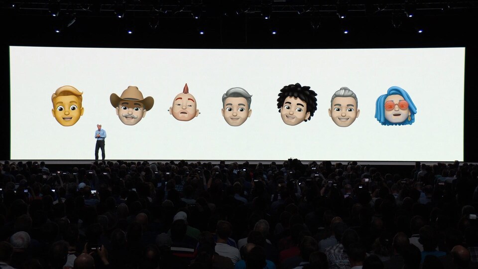 Une capture d'écran de la présentation d'Apple montrant des exemples de personnages memojis.