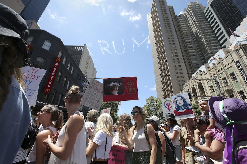 Les Australiennes ont ouvert le bal des Marches des femmes qui ont lieu un peu partout dans le monde.