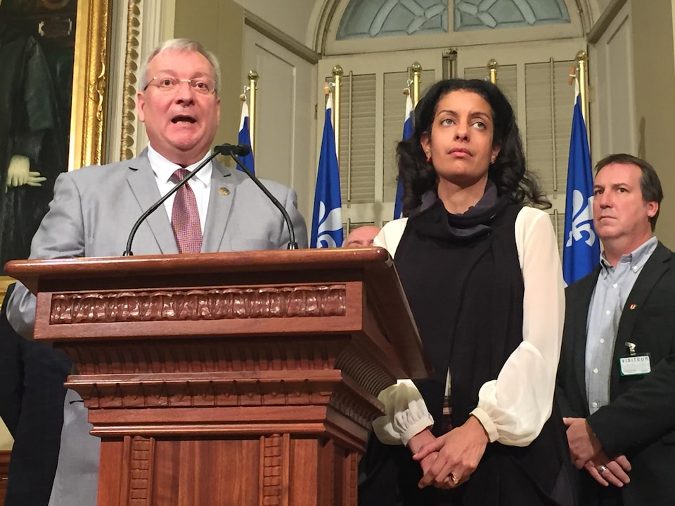 Les ministres des Forêts et de l’Économie, Luc Blanchette et Dominique Anglade