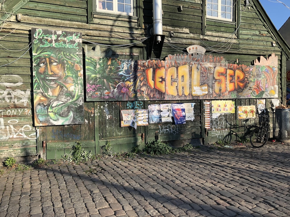 Une murale dans le quartier de Christiania à Copenhague.