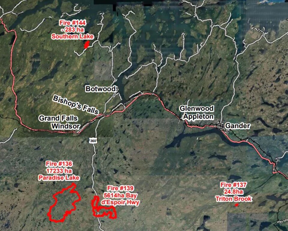 Carte géographique indiquant l'emplacement de certains feux de forêt.