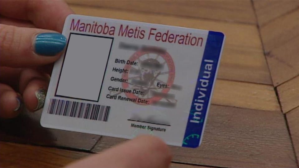 Une carte délivrée par la Fédération des Métis du Manitoba (MMF).