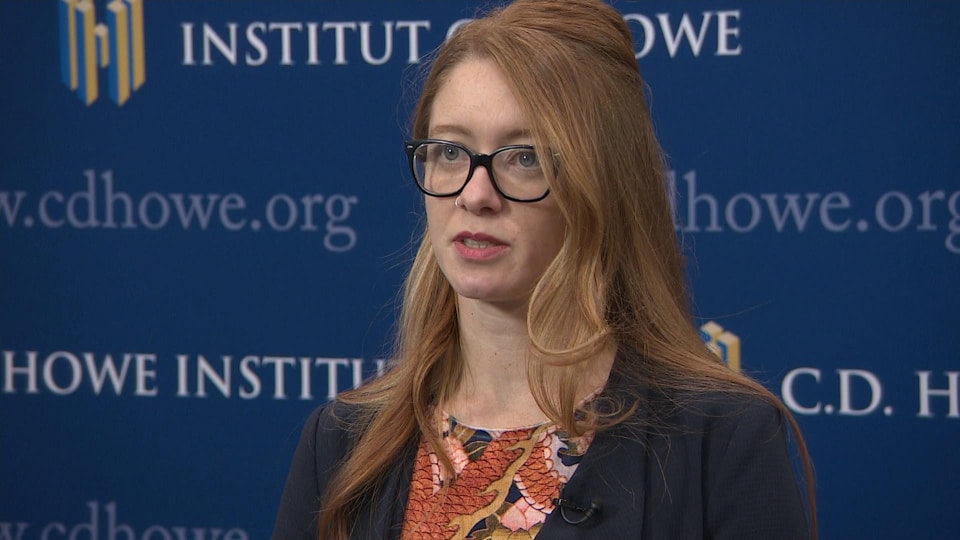 La chercheuse Rosalie Wyonch, de l'Institut C.D. Howe, croit que le Québec aurait dû commander plus de cannabis avant la légalisation.