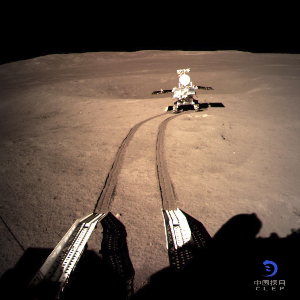 Le robot d'exploration déployé par la sonde lunaire chinoise