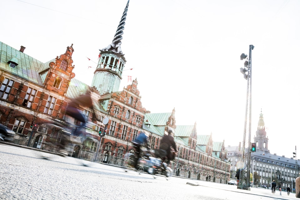Des cyclistes à Copenhague peuvent apprécier les joies du vélo à l'année longue. 