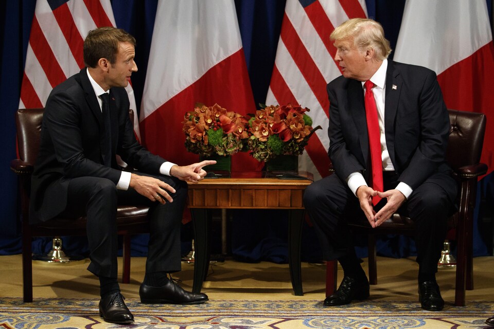 Le président américain Donald Trump et son homologue français Emmanuel Macron se sont entretenus en marge de l'Assemblée générale des Nations unies, dans un hôtel de New York.