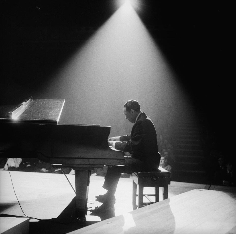 Duke Ellington en concert en Angleterre le 10 février 1963