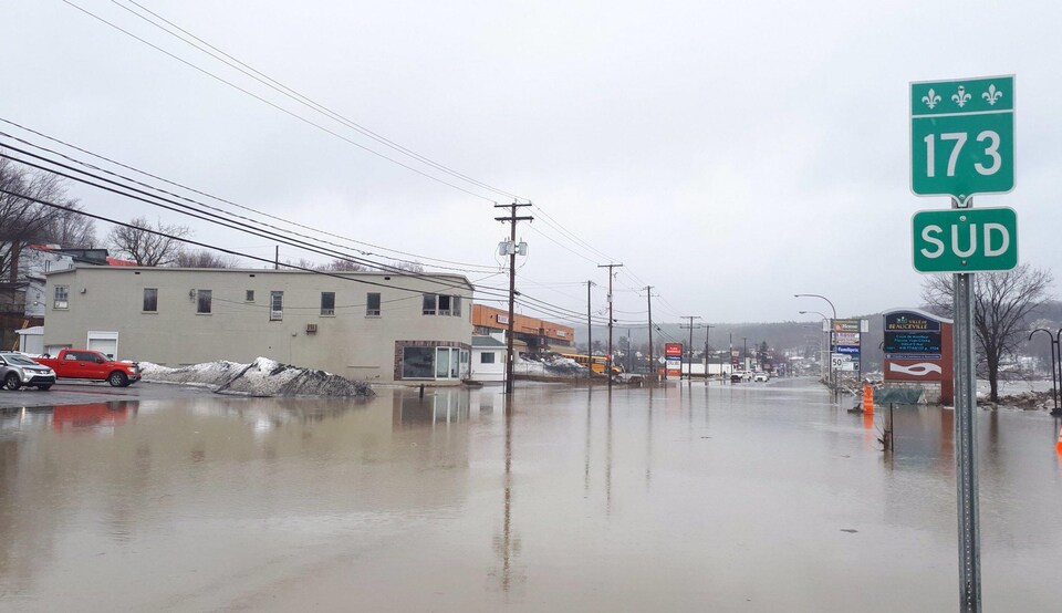 Une rue inondée
