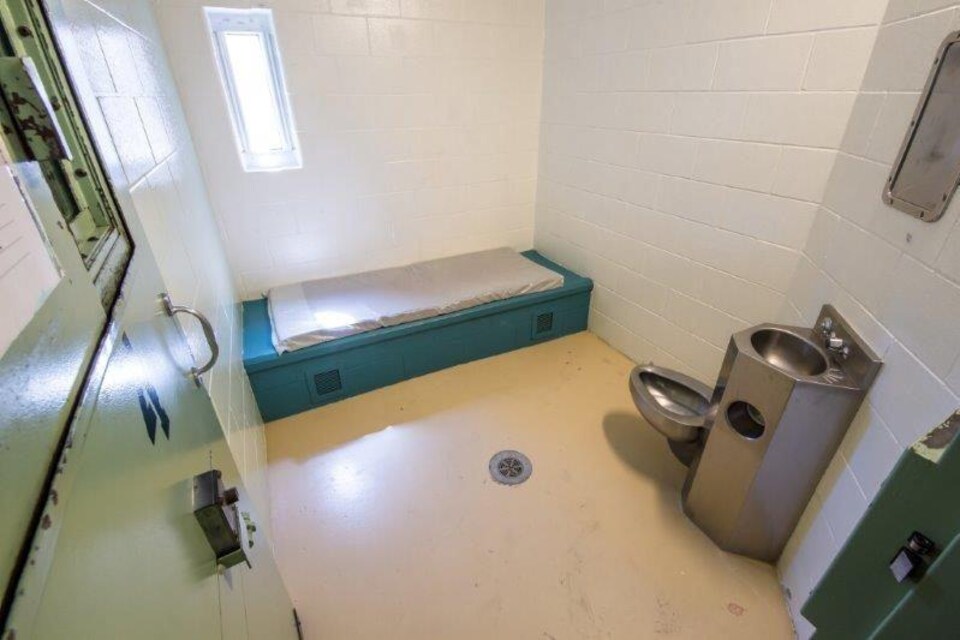 Des Rapports Revelent L Usage Abusif De L Isolement Dans Les Centres De Detention Pour Jeunes Au Manitoba Radio Canada Ca Des Rapports Revelent L Usage Abusif De L Isolement Dans Les Centres De Detention Pour Jeunes Au Manitoba Radio Canada Ca
