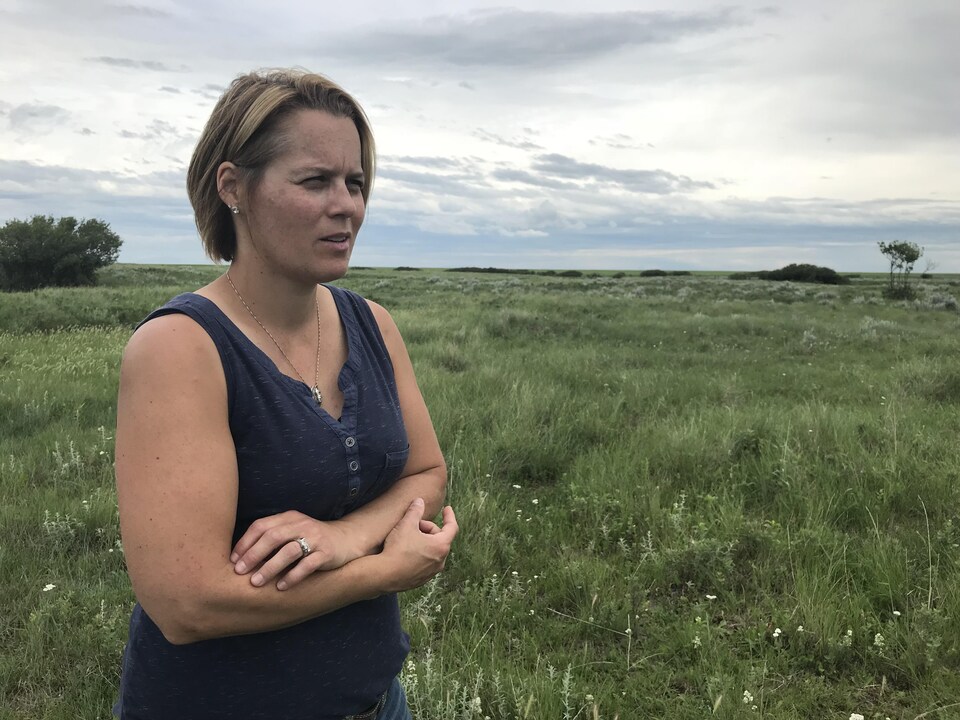 Kerry Gaillard tente de gérer de façon durable les prairies naturelles qu'elle utilise comme pâturages pour ses troupeaux de bétail. 