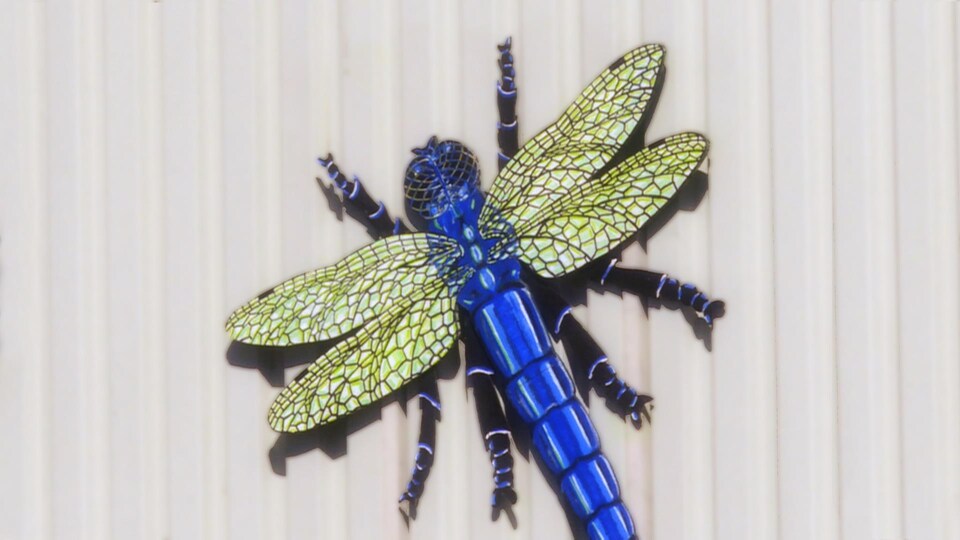 Une œuvre de Diane Boudreau représentant une libellule.