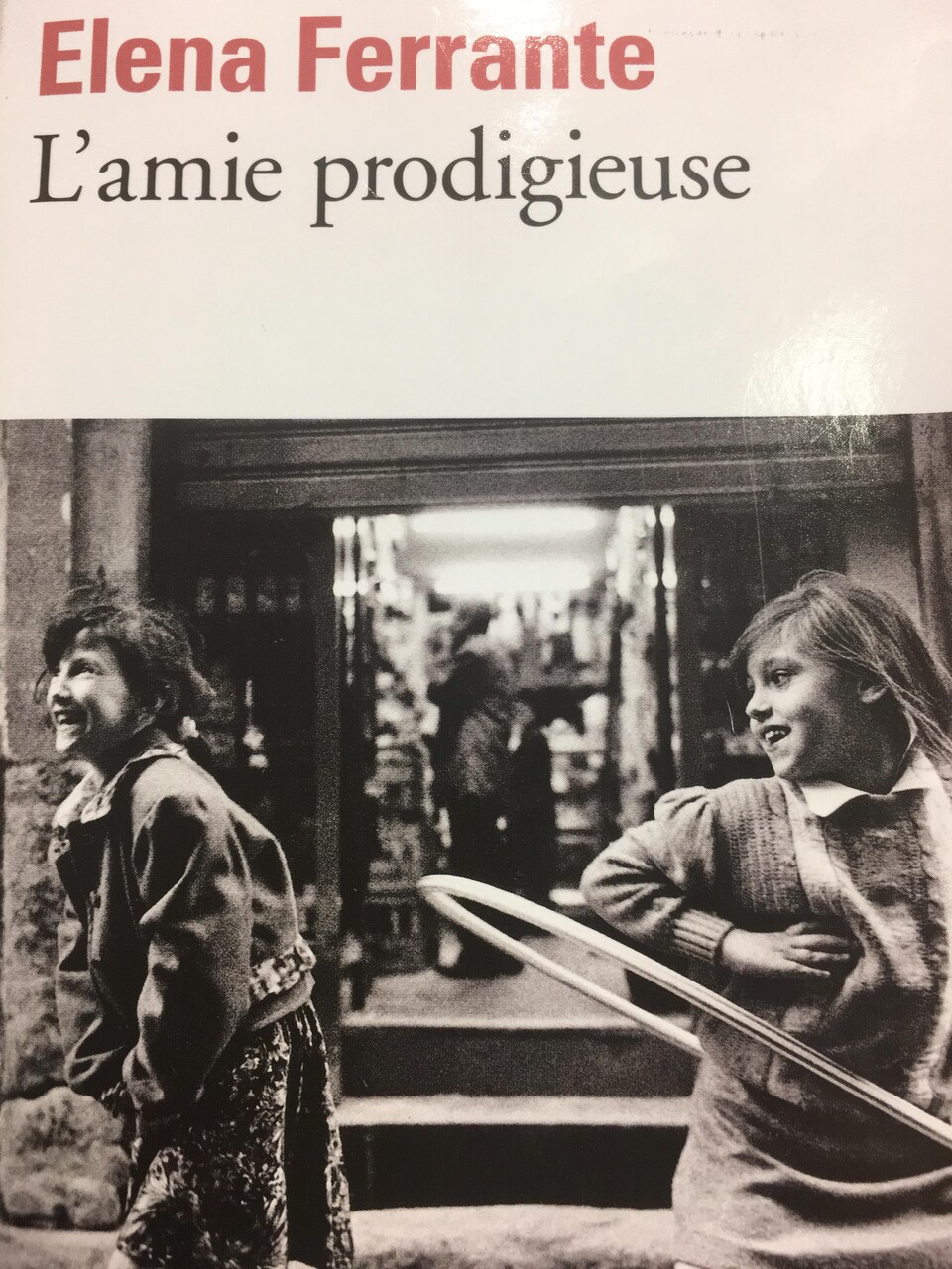 Elena Ferrante L Amie Prodigieuse Tome 1 Les suggestions de lectures estivales d'Anne-Josée Cameron | Radio