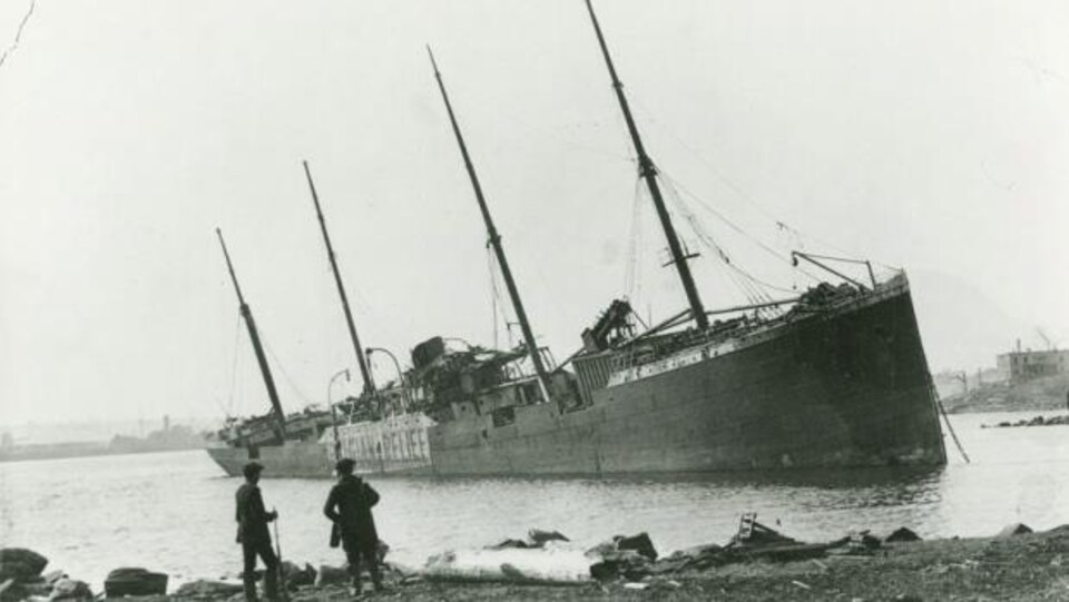 Image d'archives du navire échoué à Dartmouth
