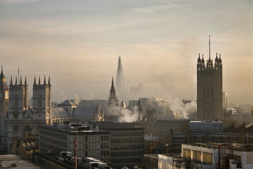 Londres par un matin brumeux