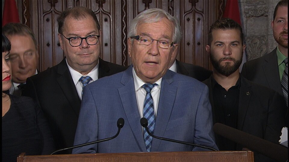Le doyen du Bloc québécois, le député de Bécancour-Nicolet-Saurel, Louis Plamondon