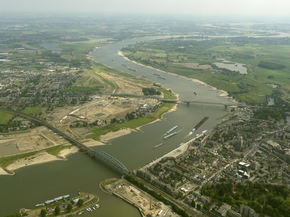 Le nouveau parc est le résultat de la nouvelle approche des Pays-Bas pour gérer les inondations : le programme « Room for the River ».