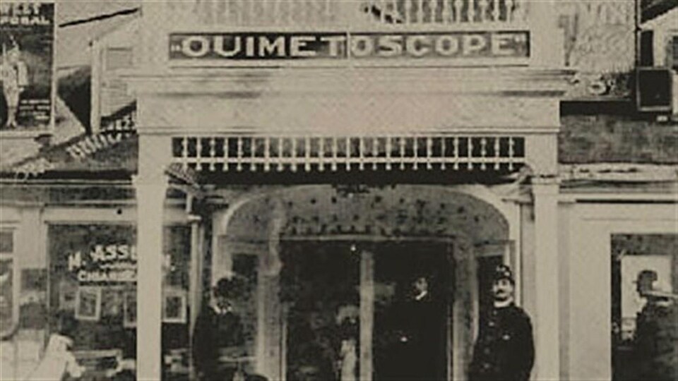 Le Ouimetoscope, première salle de cinéma permanente à Montréal et au Canada