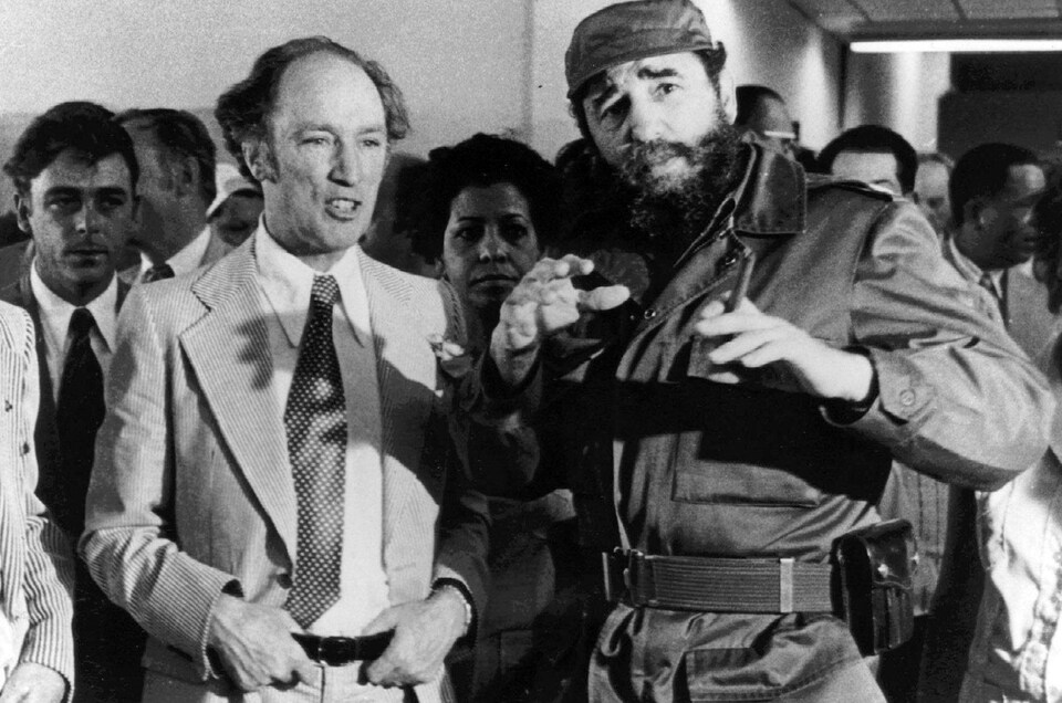 Pierre Elliott Trudeau en compagnie de Fidel Castro le 27 janvier 1976 à la Havane.
