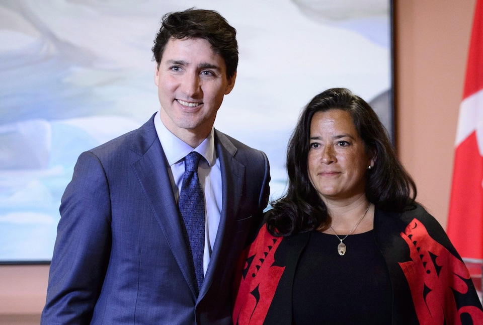 Le premier ministre Justin Trudeau et la ministre des Anciens Combattants Jody Wilson-Raybould