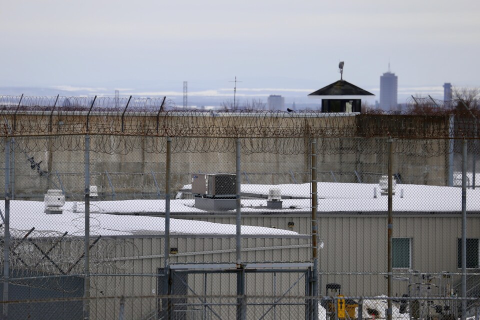 Images inédites d'une émeute à l'Établissement de détention de Québec