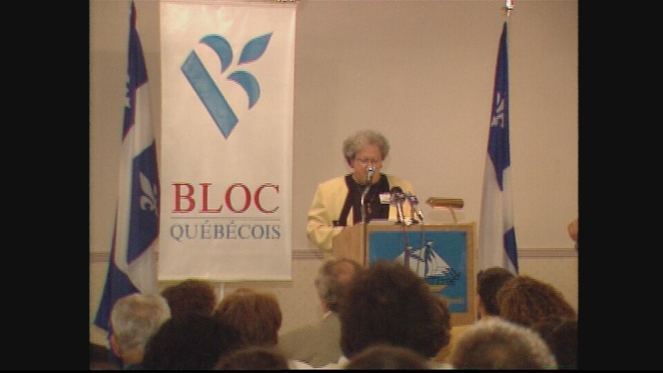 Investiture de Suzanne Tremblay comme candidate du Bloc québécois en 1993 dans Rimouski - Témiscouata