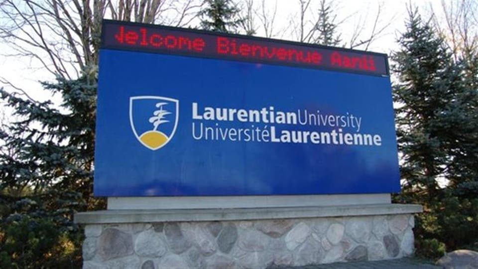L'Université Laurentienne.