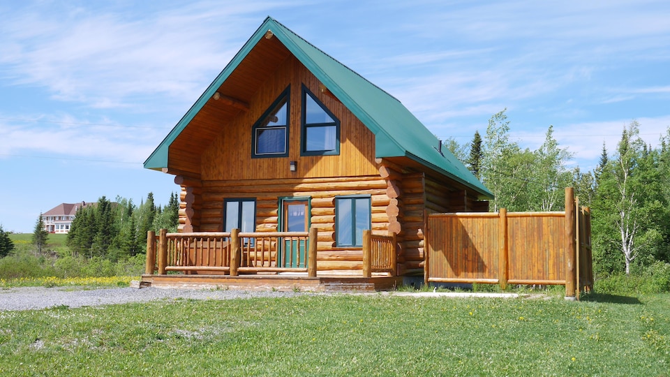 Le Village Grande Nature Chic-Chocs fait peau neuve | Radio-Canada.ca