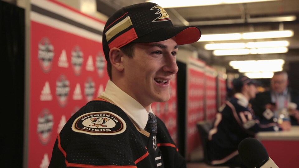 Antoine Morand sélectionné au deuxième tour par les Ducks au repêchage de la LNH.