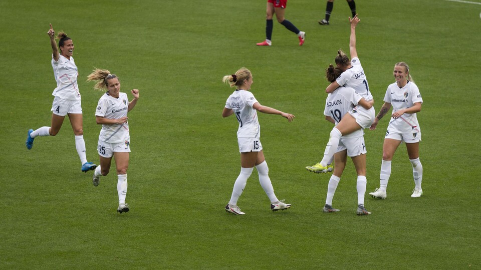 Des joueuses de soccer