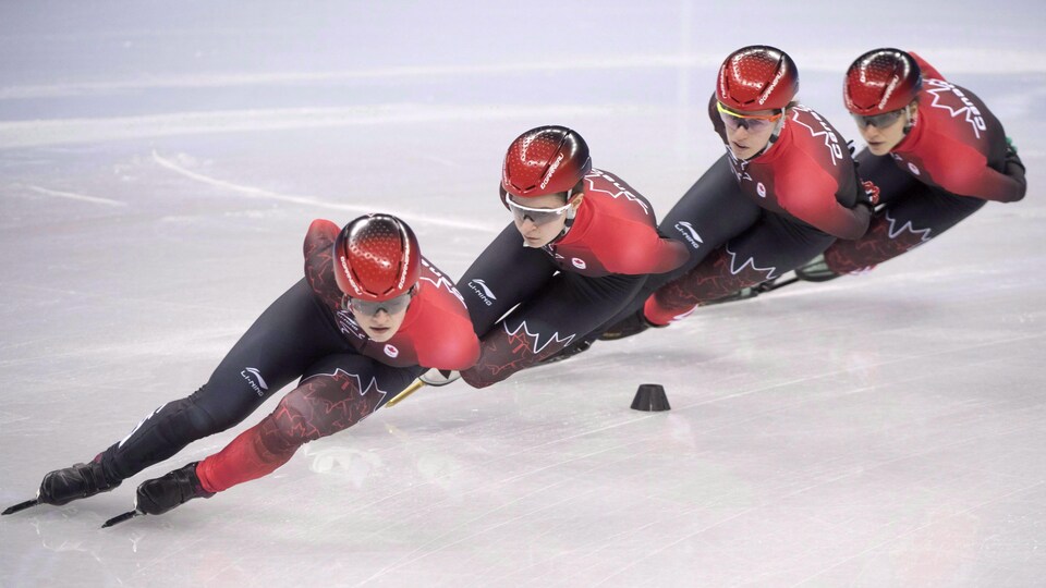 Équipe canadienne féminine de patinage de vitesse courte piste à l'entraînement à Pyeongchang en 2018