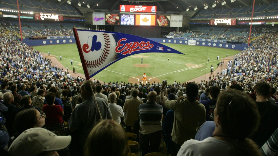 Le 29 septembre 2004, les Expos affrontent les Marlins de la Floride à leur dernier match au stade olympique