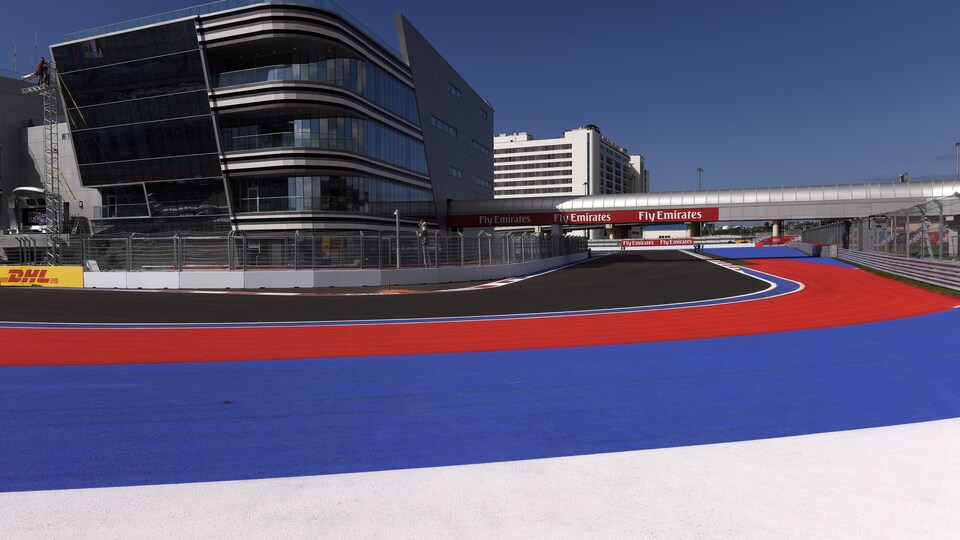 Une piste de course automobile
