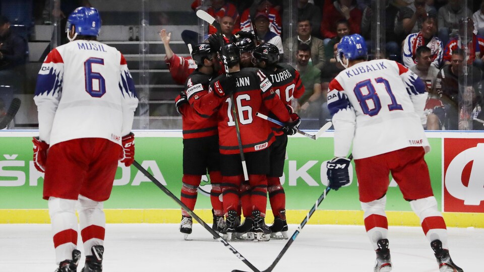 Le Canada Accède à La Finale Du Mondial De Hockey | Radio-Canada.ca