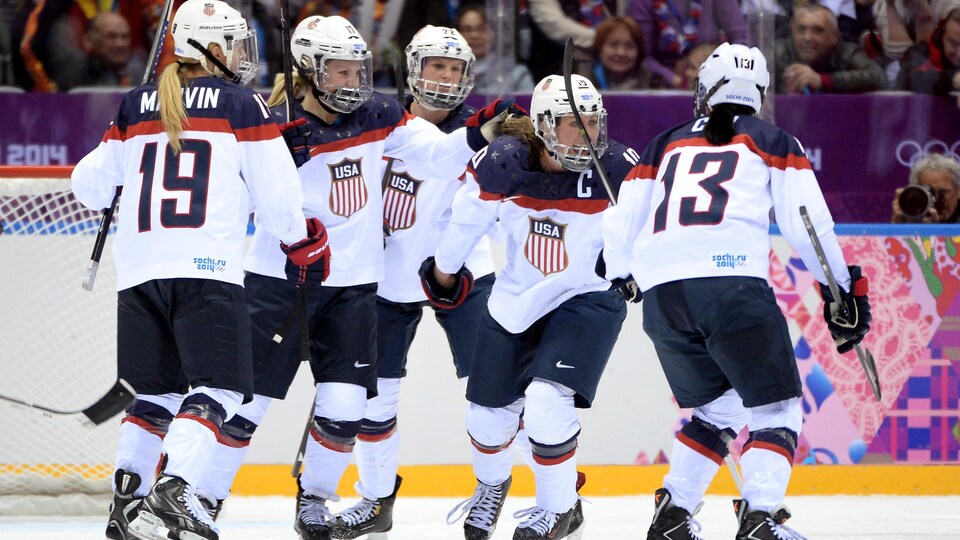 L'équipe américaine de hockey féminin