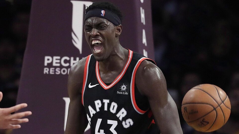 Pascal Siakam Champion De La Nba En L Honneur De Son Pere Radio Canada Ca