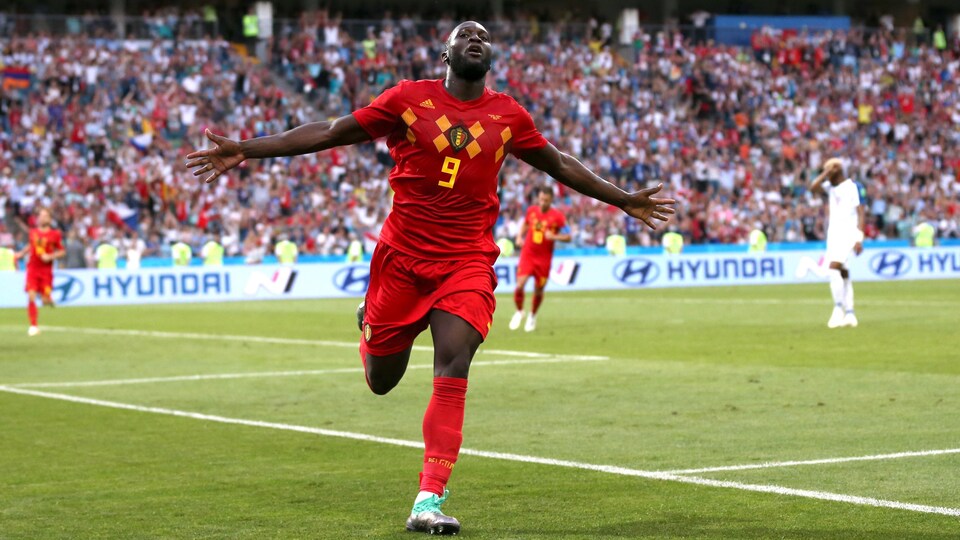 Romelu Lukaku célèbre son doublé lors du match contre le Panama.