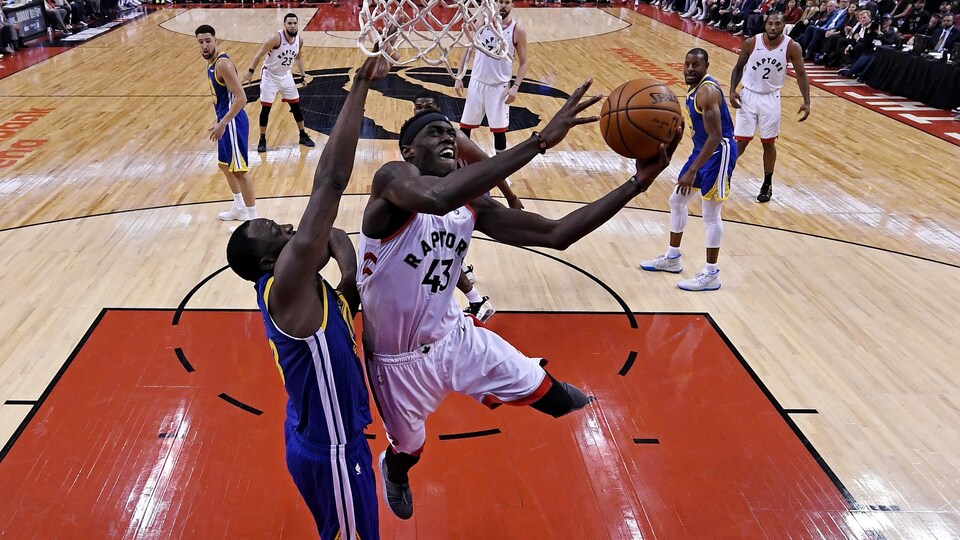 Pascal Siakam a explosé avec 32 points lors du premier match de la finale de la NBA.