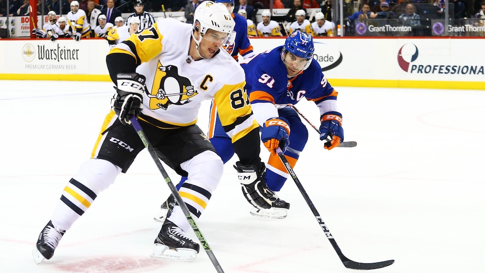 Sidney Crosby amasse quatre points, les Penguins défont les Islanders