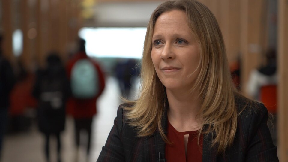 Sylvie Parent,  professeure titulaire au département d’éducation physique de l’Université Laval