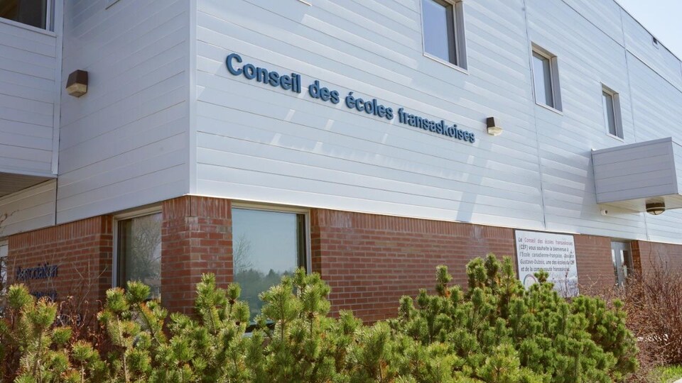 Le bureau du Conseil des écoles fransaskoises vu de l'extérieur.