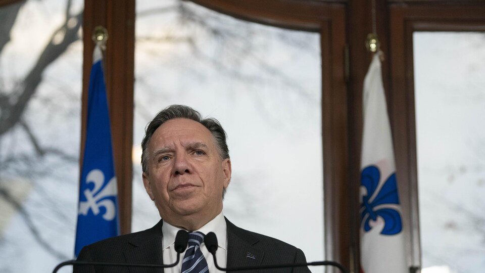 François Legault en point de presse.