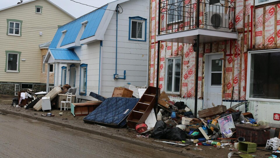BaieSaintPaul des sinistrés veulent savoir s’ils doivent