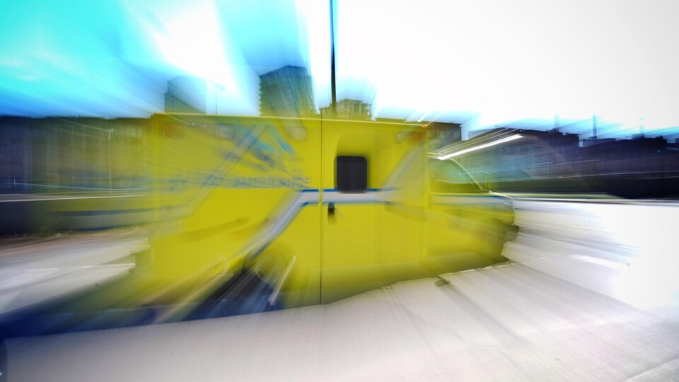 Une ambulance.