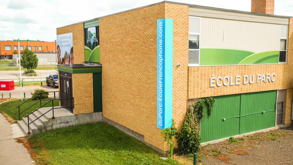 Image aérienne de l'École du Parc, à Regina, en Saskatchewan.