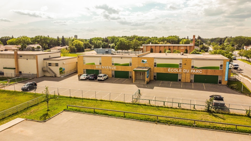 Image aérienne de l'École du Parc, à Regina, en Saskatchewan.