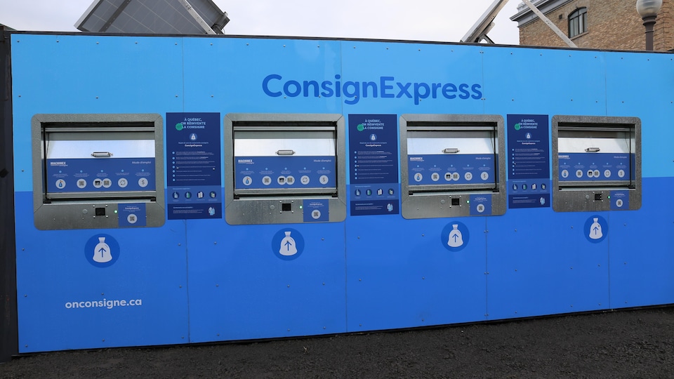 Une des deux nouvelles machines ConsignExpress à Québec.