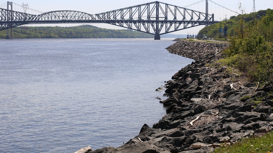 Pont De Quebec Au Tour Du Cn D Embaucher Un Negociateur Radio Canada Ca