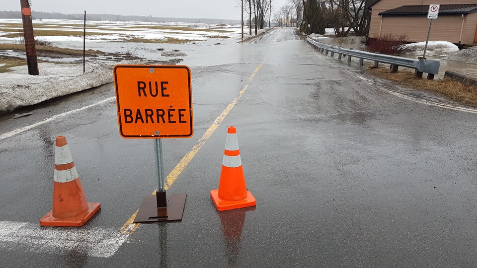 La rivière Lorette est sortie de son lit.
