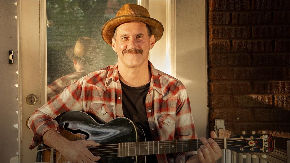Joseph Edgar pour son microalbum "Peut-être un rêve" (2020).